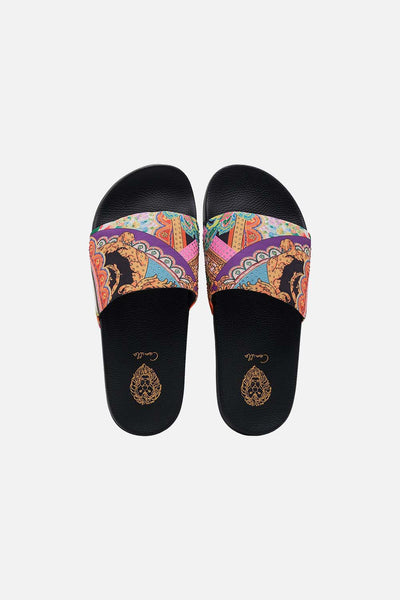 Amelia Pool Slides - Sundowners In Sicily