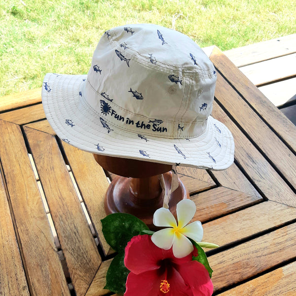Kids bucket hat with chin strap - HK 771 Beige/White OS