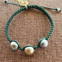 FP4321 - 3 pearl macrame bracelet